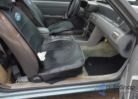 1993 Ford Mustang from USA, damaged, VIN 1FACP44M3PF212921